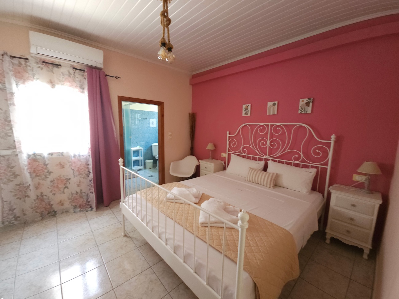 Ithaca Apartments - Ithaca Studios - Ithaca Rooms for Rent - Ithaca Holiday Apartments - Holiday rentals Ithaca Greece - Apartments Vathi Ithaca - Vathi Ithaca Accommodation - Ithaca Self Catering Accommodation - Rooms in Vathi Ithaca - Ithaca Accommodation